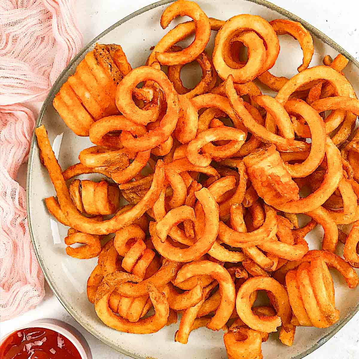 Air Fryer Frozen Curly Fries - The Live-In Kitchen